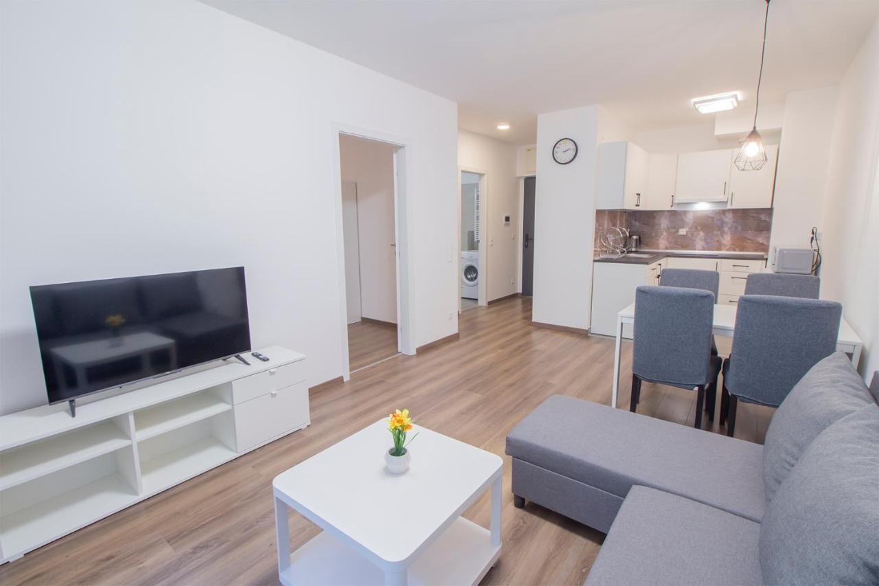 Corvin Modern Suite Budapest Exterior photo